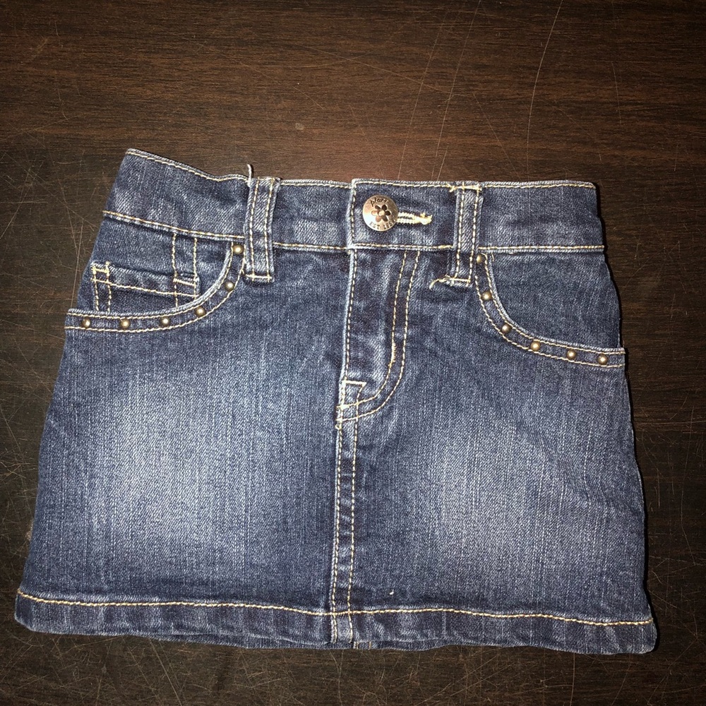 Denim Skirt and Leggings Set - Picture 2 of 7